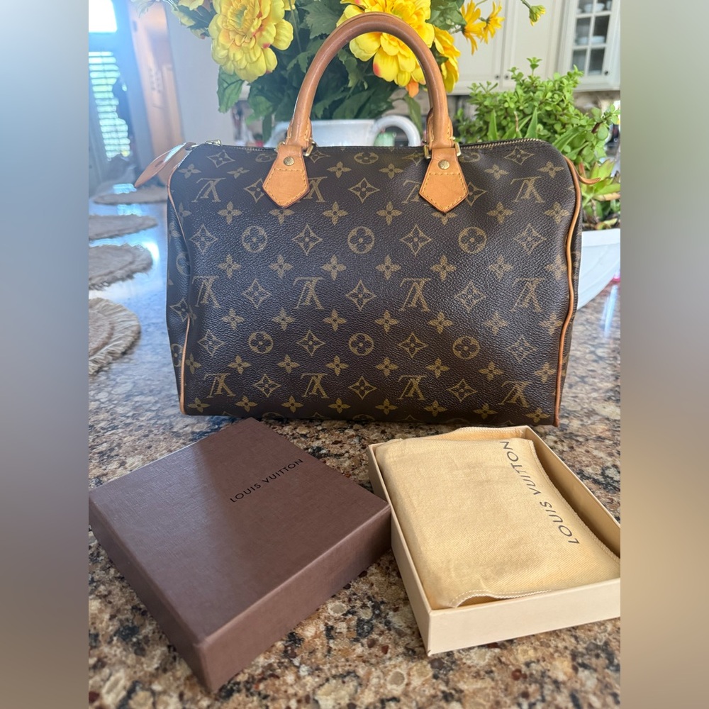 Louis Vuitton Speedy 30 and wallet set- limited 72hr Sale
